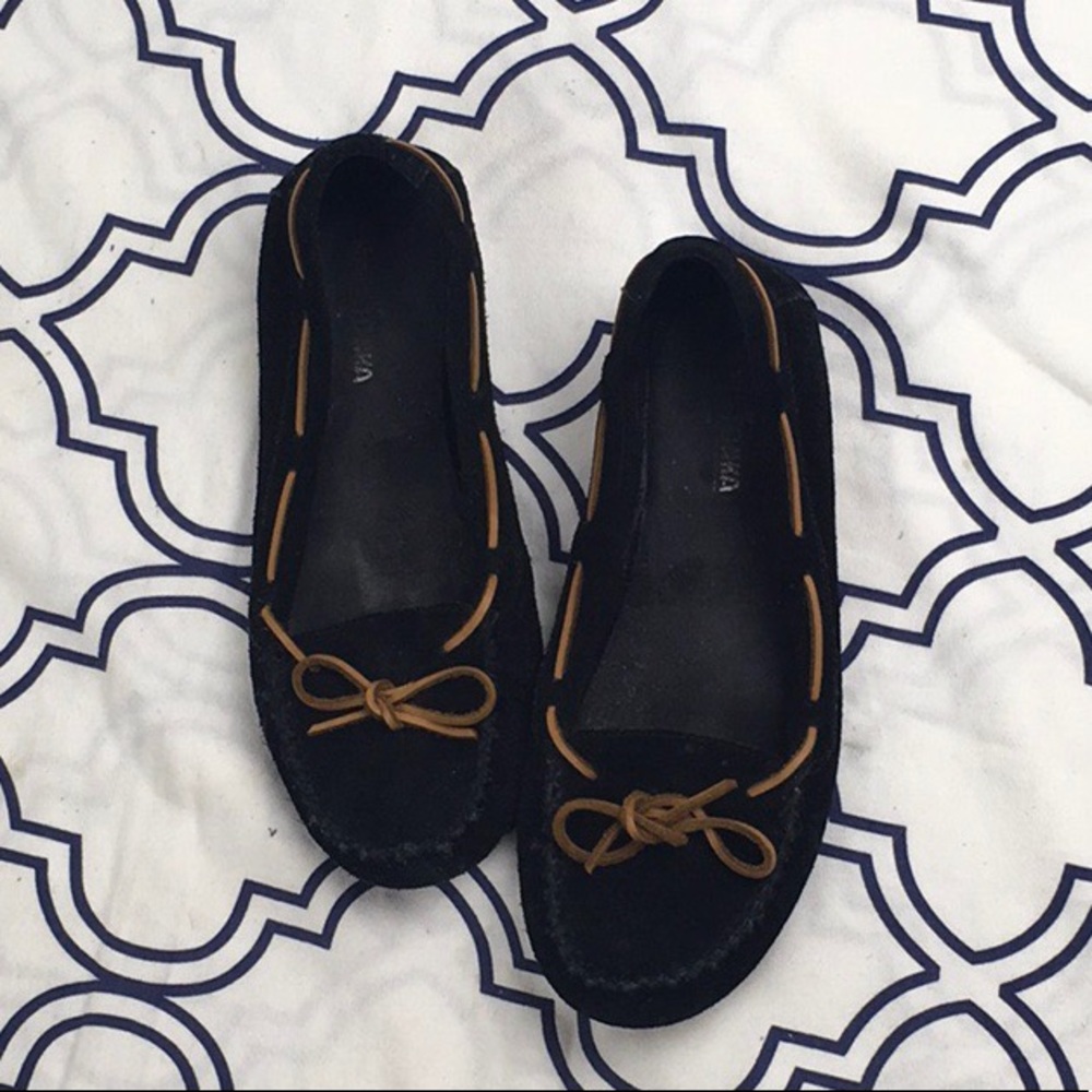 Minnetonka leather moccasins